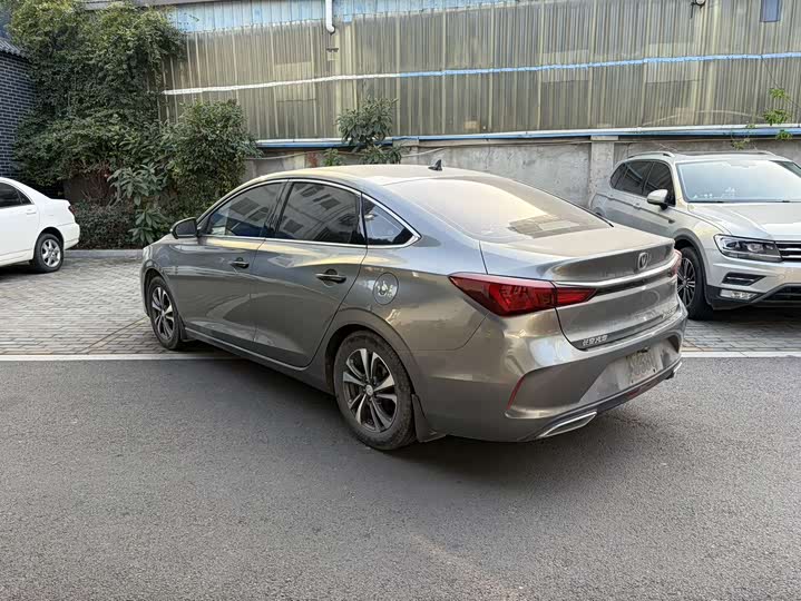 Фото 5 - Changan Eado Plus