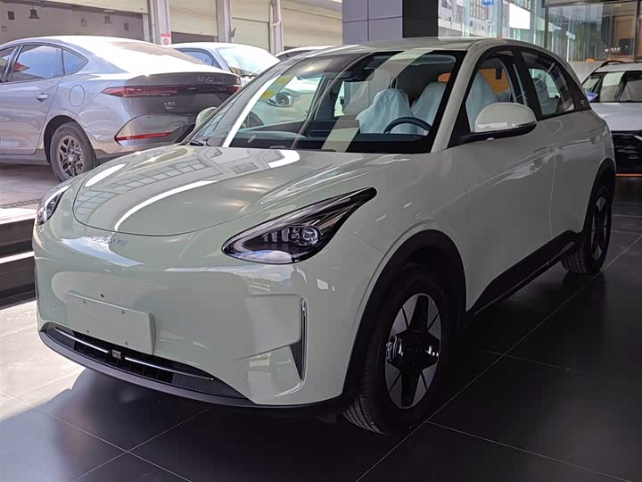 Фото 1 - Geely Galaxy Geome