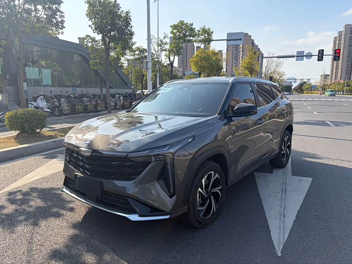 Фото 1 - Geely Atlas