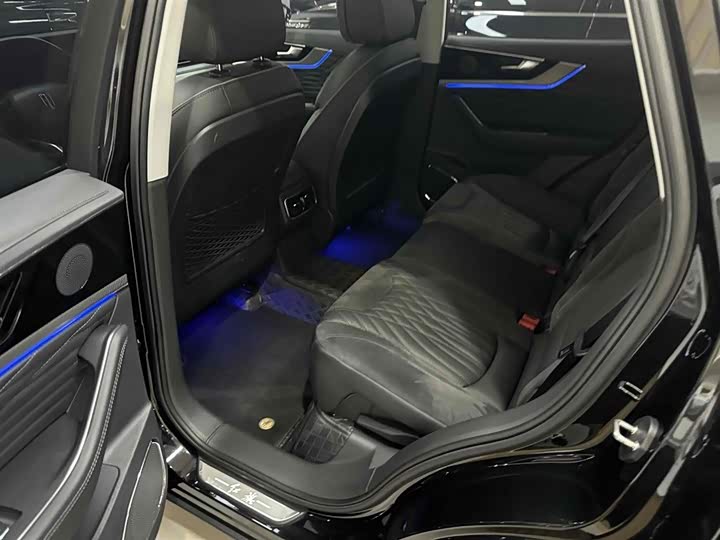 Фото 9 - Hongqi HS5