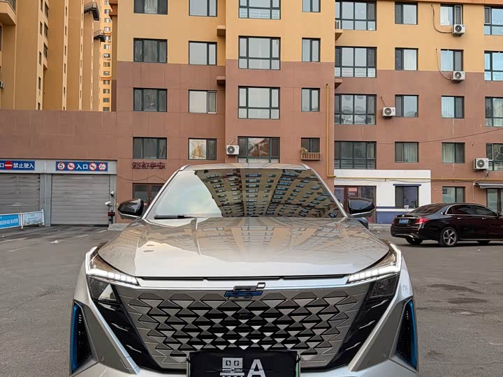 Фото 2 - Changan Oshan Z6 Hybrid