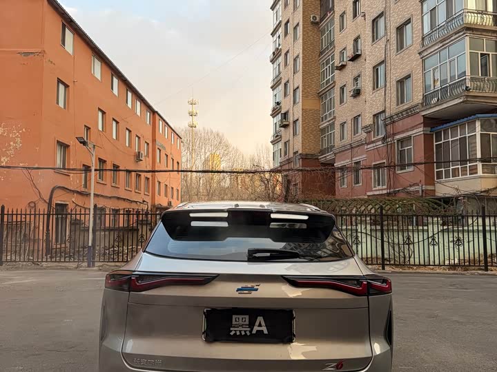 Фото 8 - Changan Oshan Z6 Hybrid