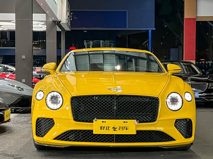 Фото 4 - Bentley Continental GT
