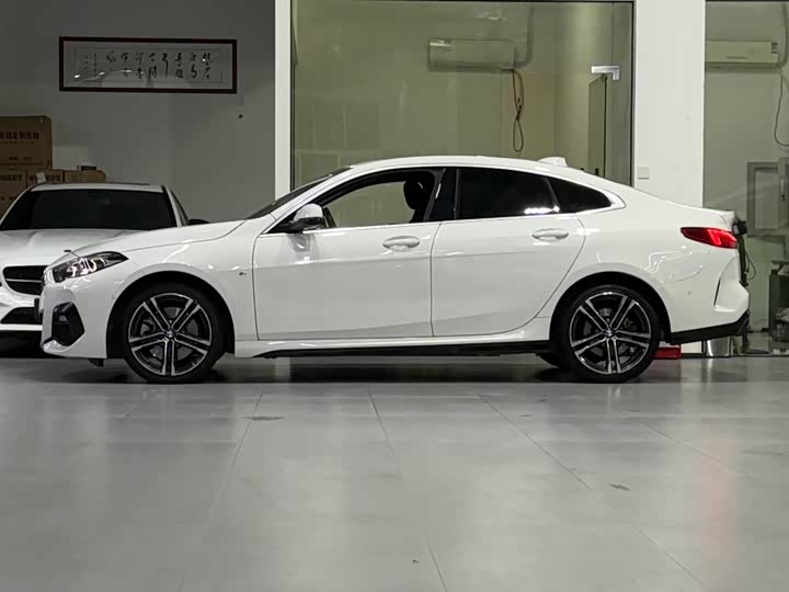 Фото 3 - BMW 2 Series