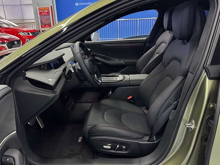 Фото 9 - Xiaomi SU7