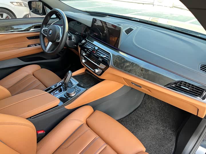 Фото 7 - BMW 6 Series GT