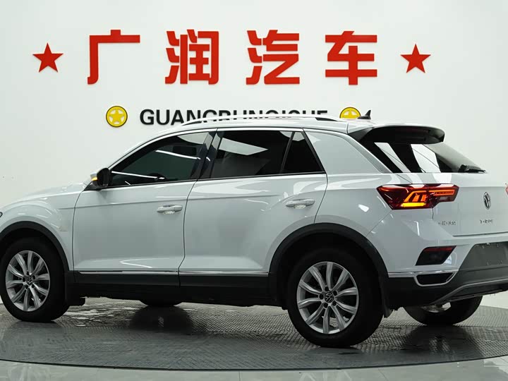 Фото 3 - Volkswagen T-Roc