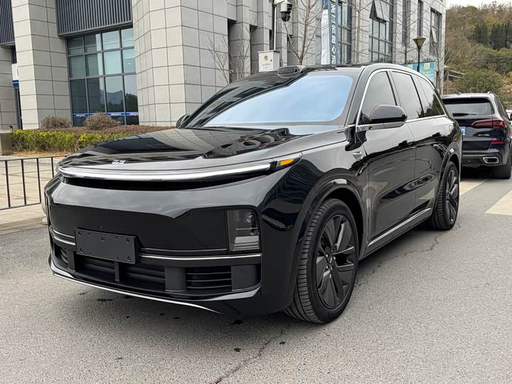 Фото 1 - LiXiang L8