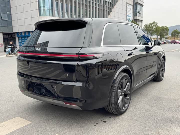 Фото 6 - LiXiang L8