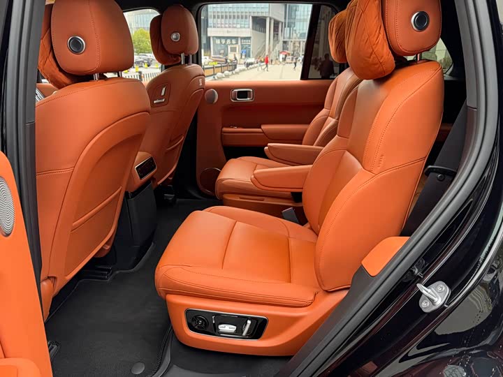 Фото 9 - LiXiang L8