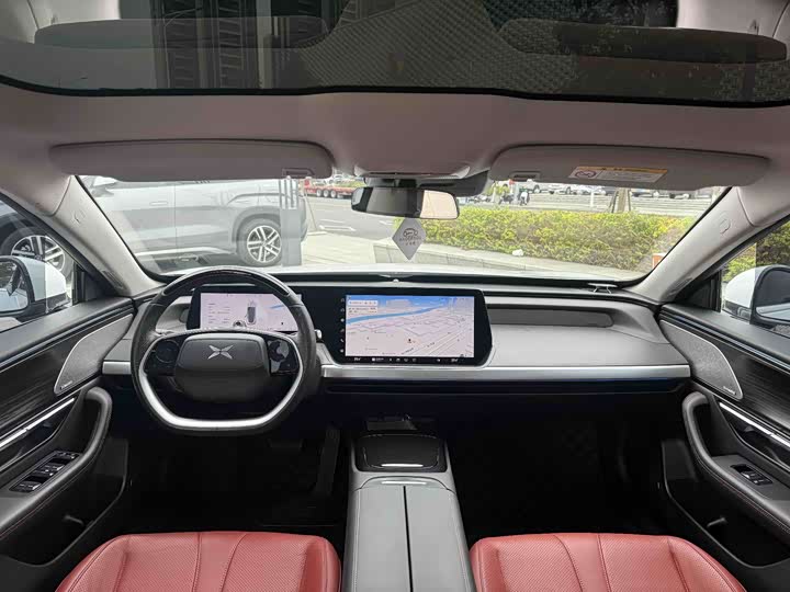 Фото 7 - XPeng P7