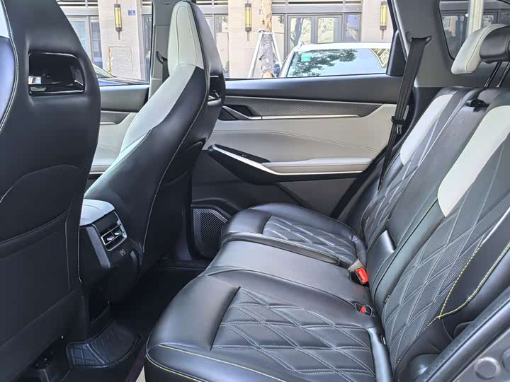 Фото 8 - Changan CS75 Plus