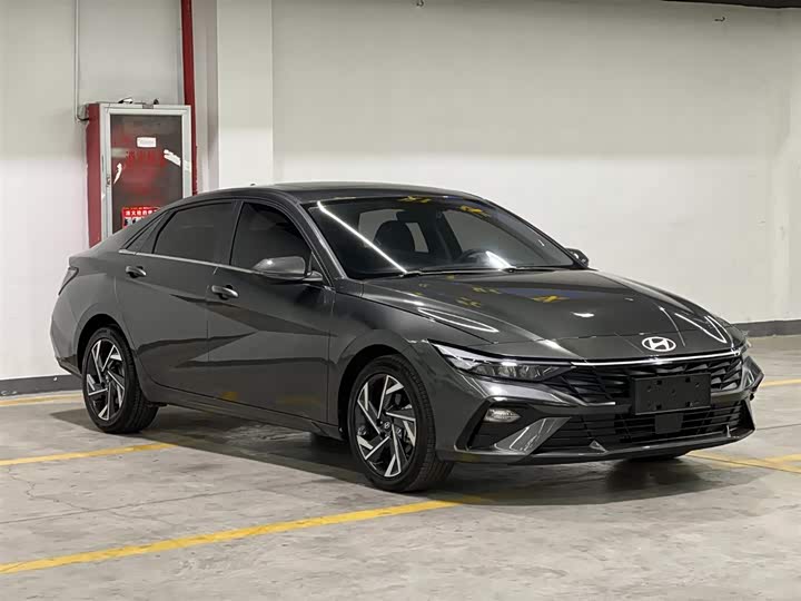 Фото 3 - Hyundai Elantra N line