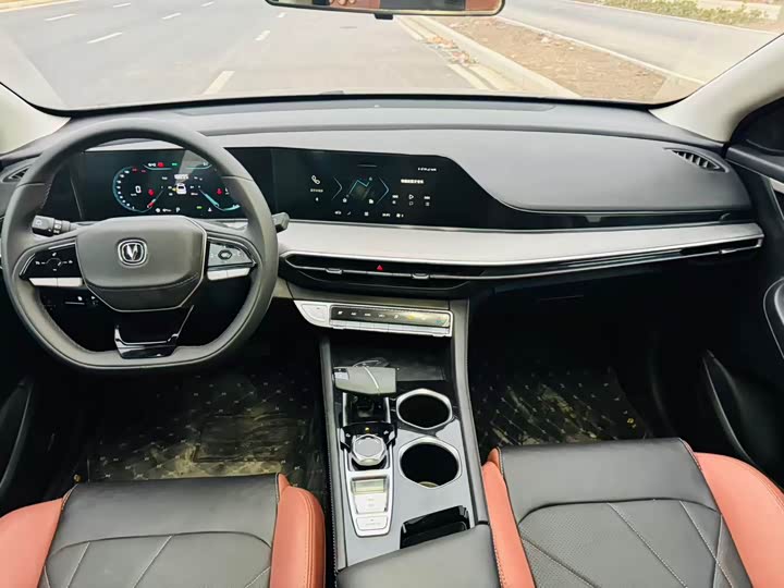 Фото 6 - Changan Eado Plus