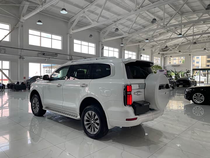 Фото 4 - Tank 500 Hybrid