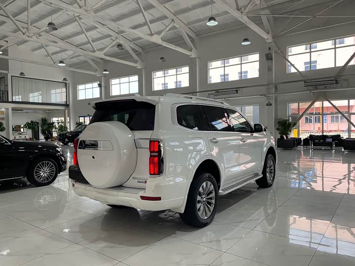 Фото 6 - Tank 500 Hybrid