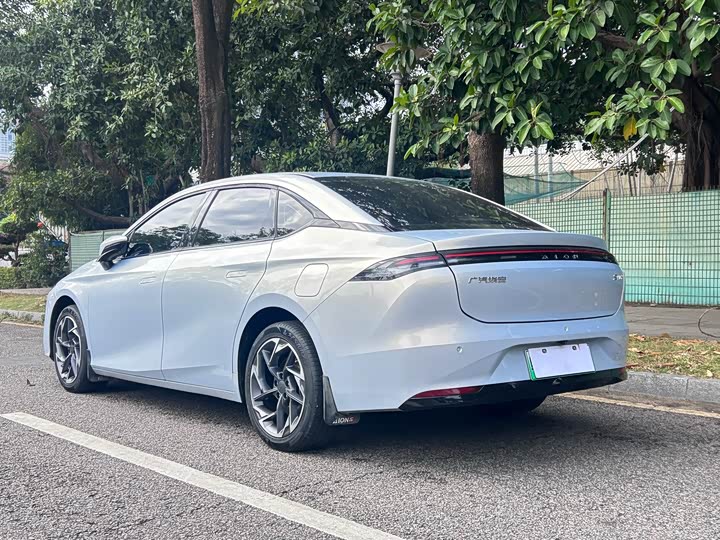 Фото 6 - GAC Aion S Max