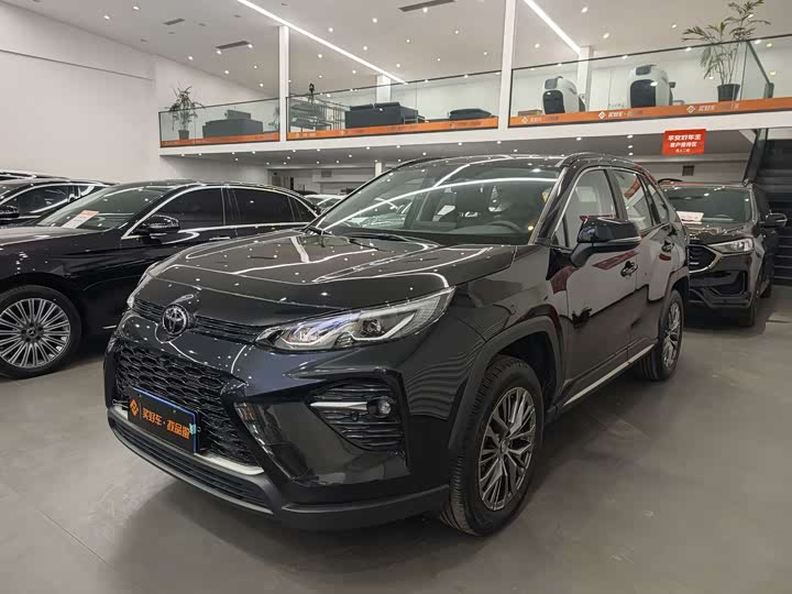 Фото 1 - Toyota Wildlander