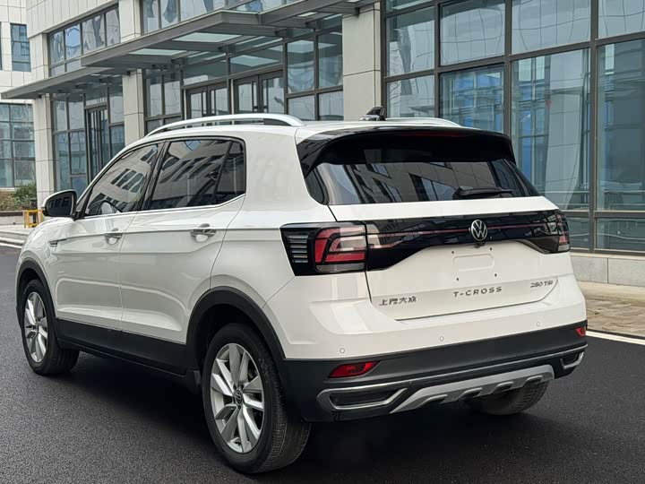 Фото 6 - Volkswagen T-Cross