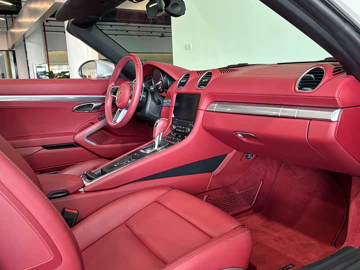 Фото 8 - Porsche 718