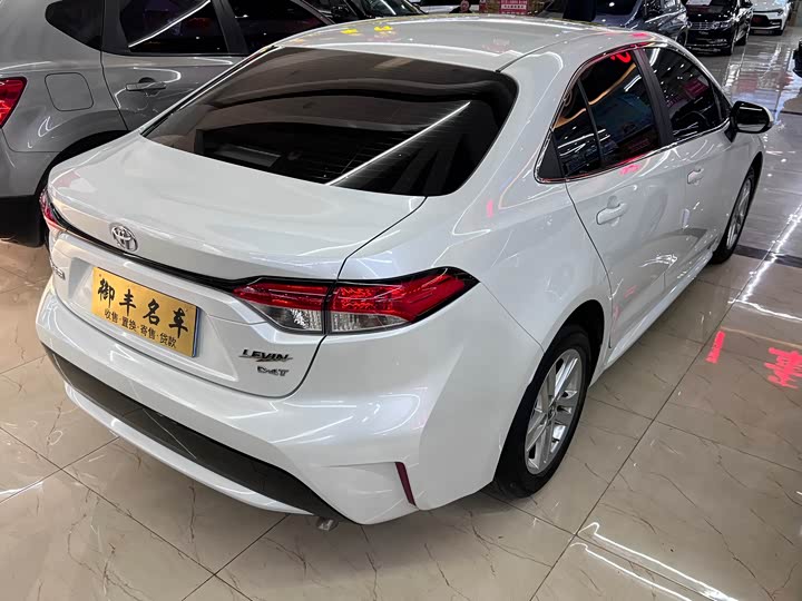 Фото 4 - Toyota Levin