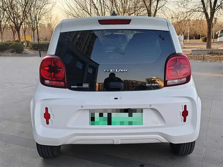 Фото 4 - Roewe Clever