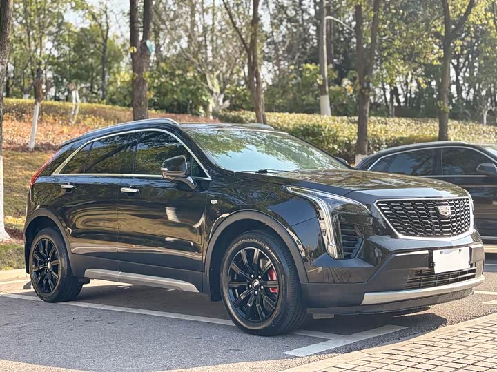 Фото 3 - Cadillac XT4