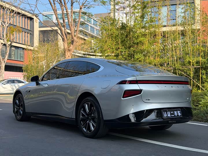 Фото 5 - XPeng P7