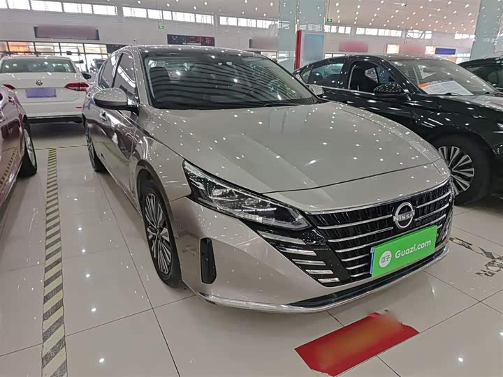 Фото 4 - Nissan Teana