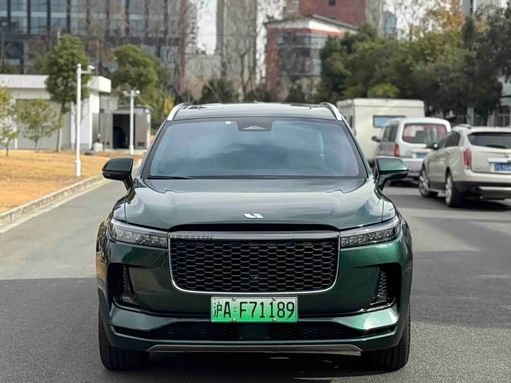 Фото 2 - LiXiang One