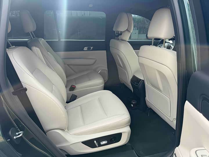 Фото 9 - LiXiang One