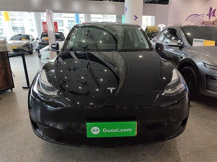 Фото 3 - Tesla Model Y