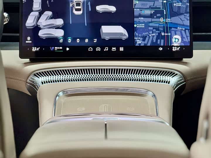 Фото 8 - XPeng X9