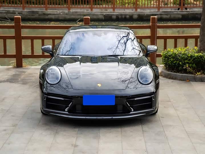 Фото 2 - Porsche 911