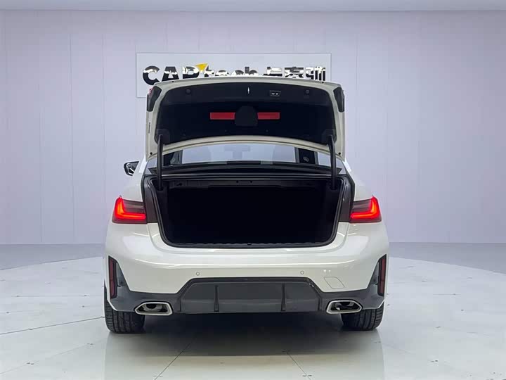 Фото 9 - BMW 3 Series