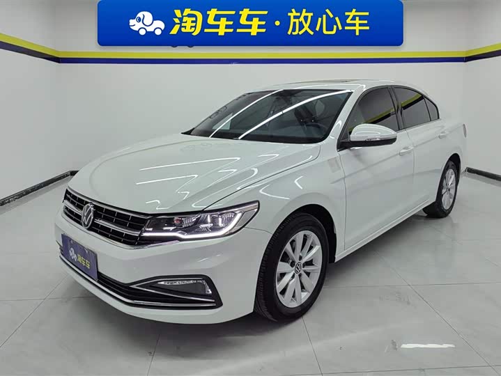 Фото 1 - Volkswagen Bora