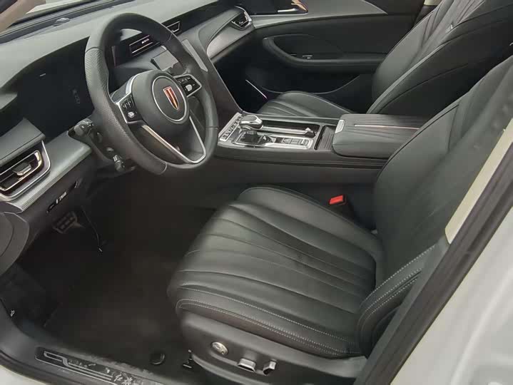 Фото 7 - Hongqi H5