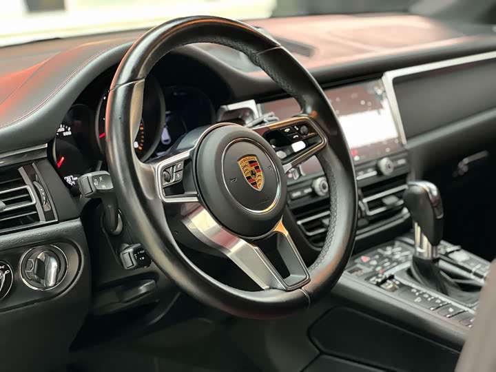Фото 7 - Porsche Macan