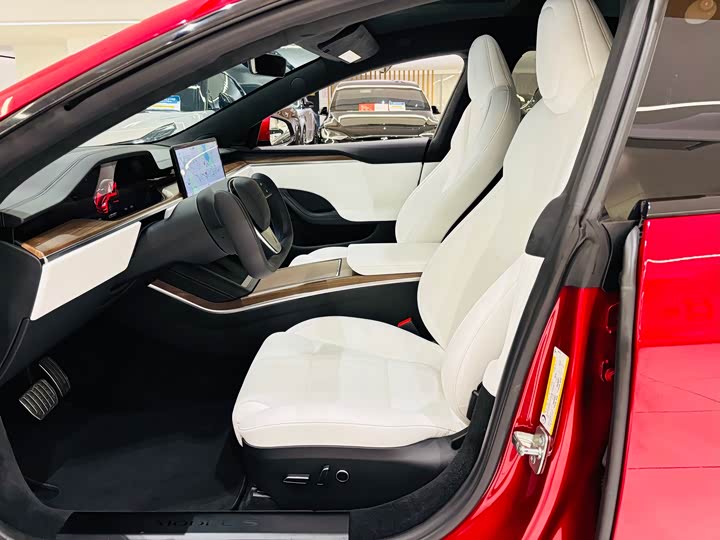 Фото 5 - Tesla Model S