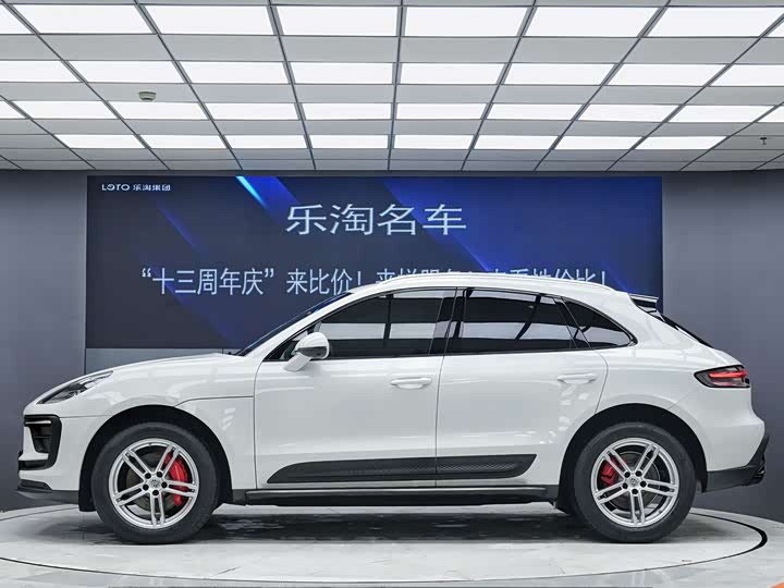 Фото 3 - Porsche Macan