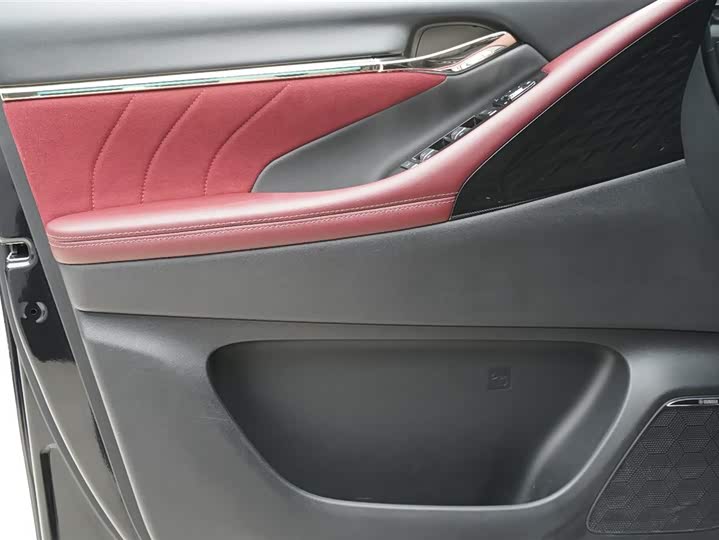 Фото 5 - GAC Trumpchi E9