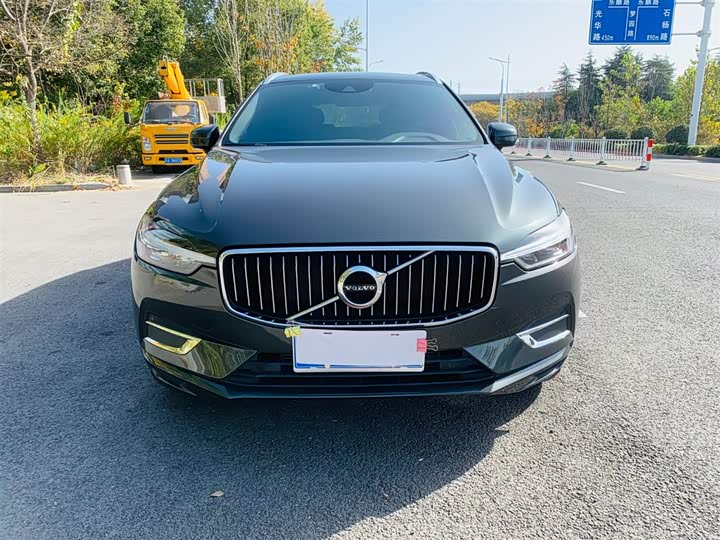 Фото 3 - Volvo XC60
