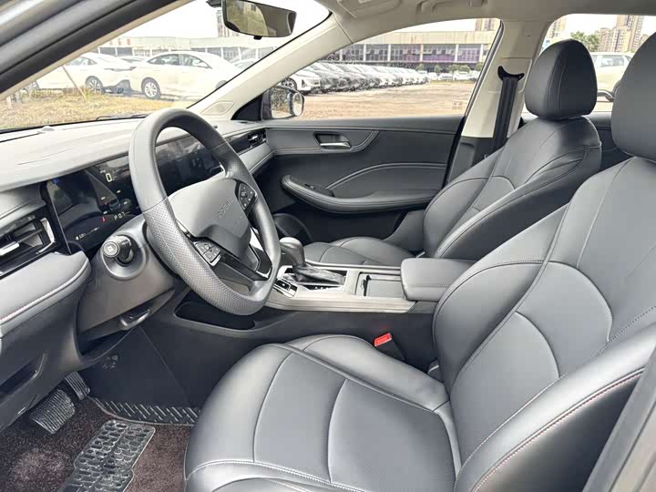 Фото 7 - Roewe i5