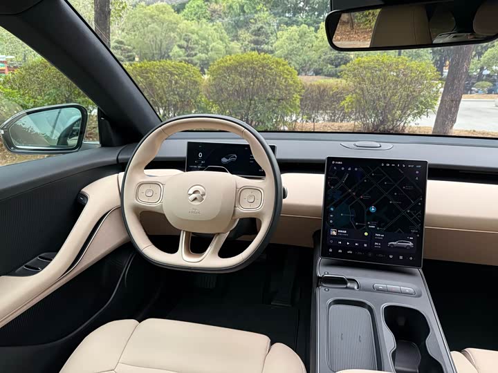 Фото 9 - Nio ET5T