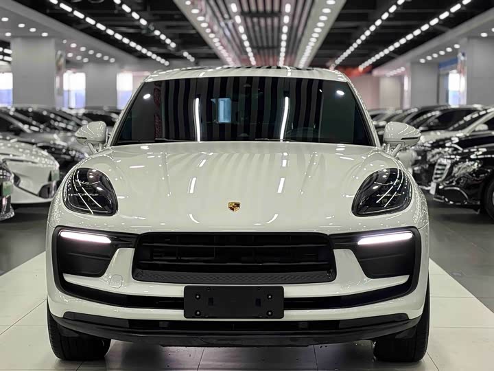 Фото 2 - Porsche Macan