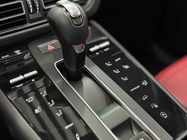 Фото 6 - Porsche Macan