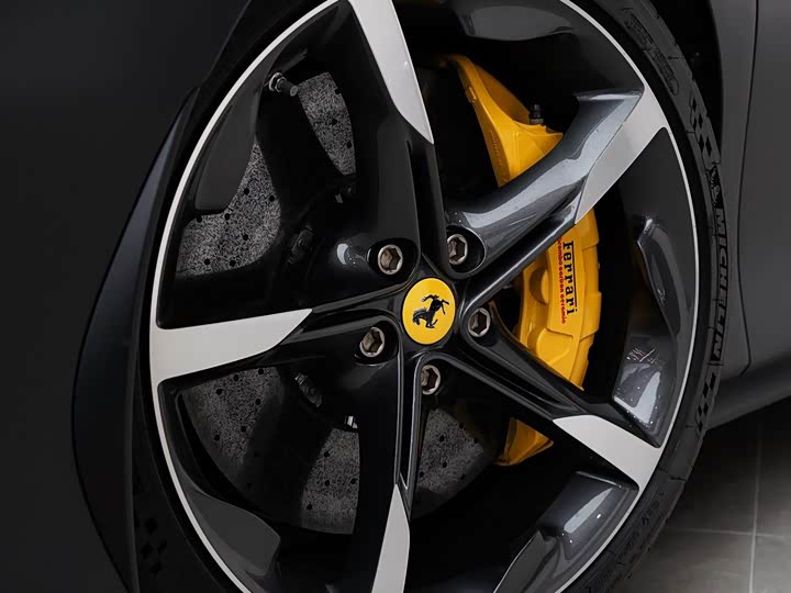 Фото 7 - Ferrari SF90