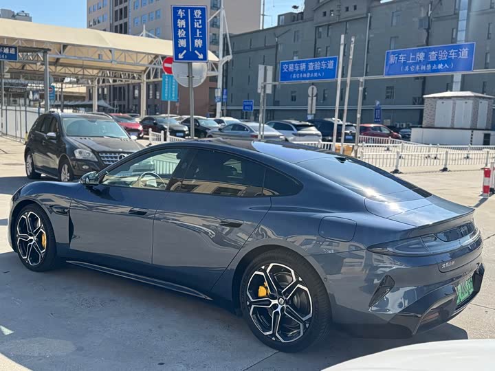 Фото 7 - Xiaomi SU7