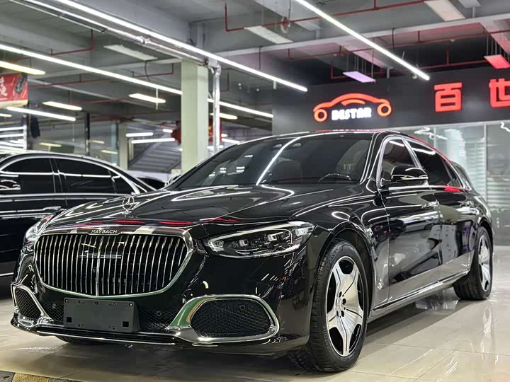 Фото 2 - Mercedes-Benz Maybach S-Class
