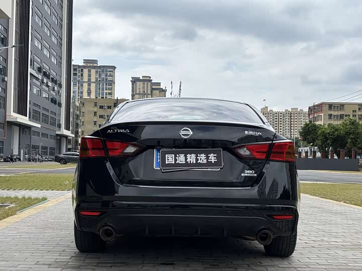 Фото 5 - Nissan Teana